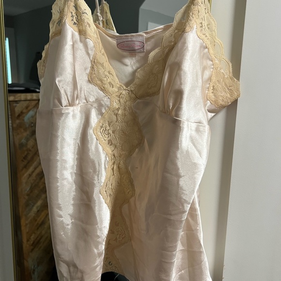VINTAGE SILK Chic Cream and pink Lace Camisole, LIGHTLY WORN, GREAT CONDITION - Picture 1 of 5